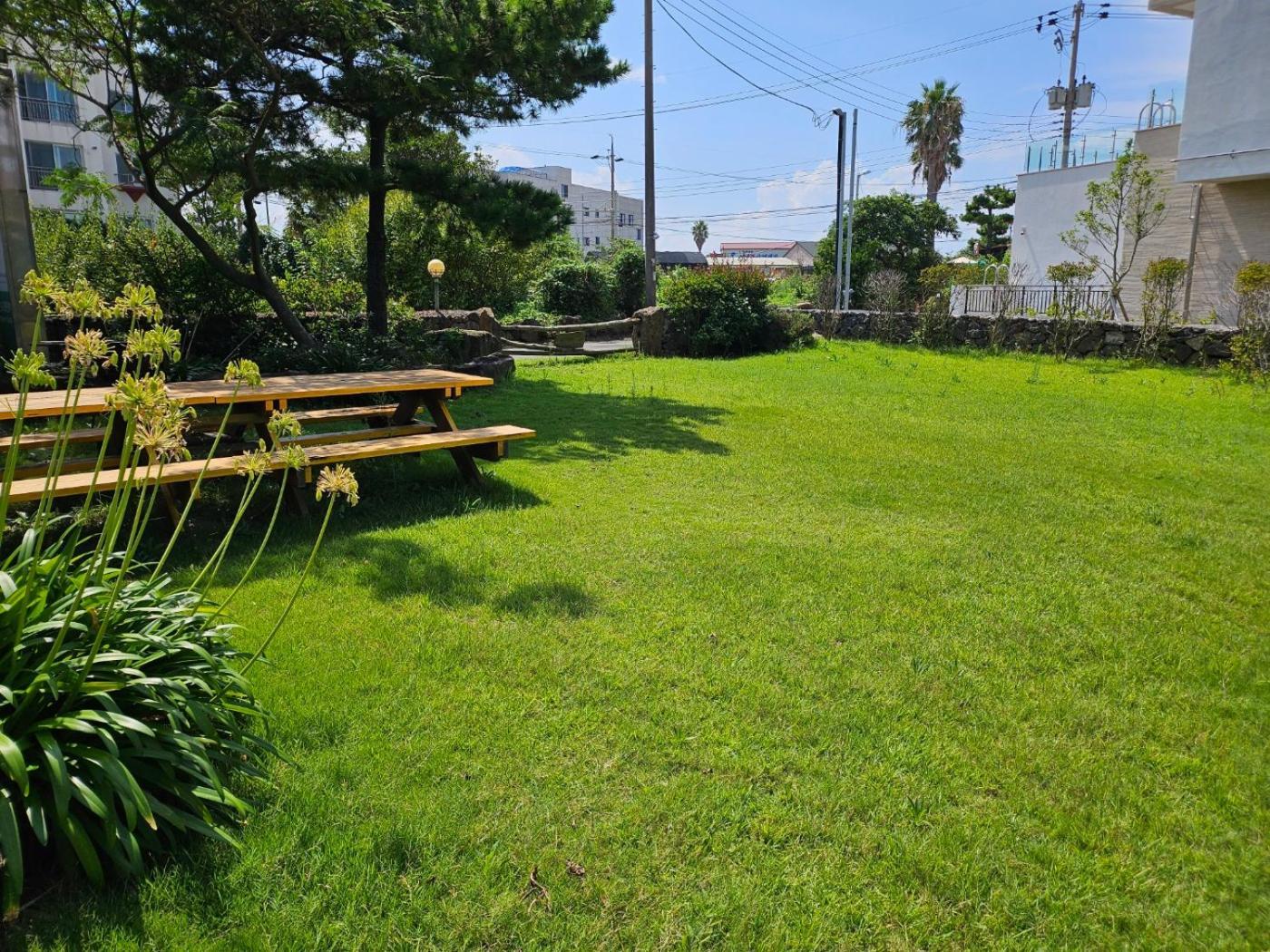 Jeju Ocean Vill Villa Exteriör bild