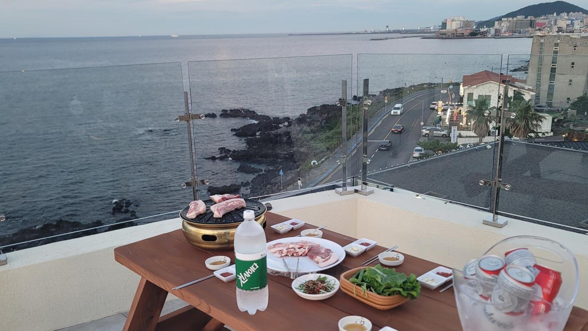 Jeju Ocean Vill Villa Exteriör bild